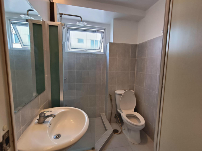Bathroom 3, PREMIERE HAVEN at Sea Residences Condominium, Pasay City