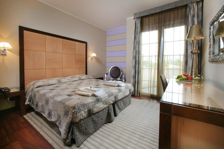 Bedroom, REGENT BEACH HOTEL & APARTMENTS, Reggio Di Calabria