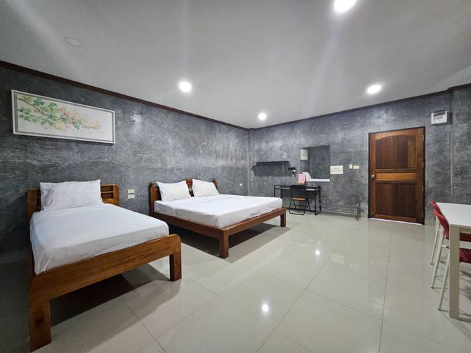 Bedroom 14