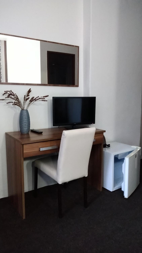 Others 5, Apartmany u jezera Fami***, Česká Lípa