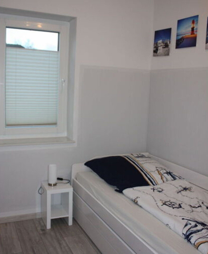 Room 3, Holiday Apartment Cabin 2c, Aurich