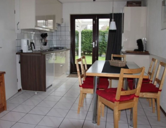 Private kitchen, Huijsmansverhuur Type B de Luxe Grevelingen 15, Goedereede