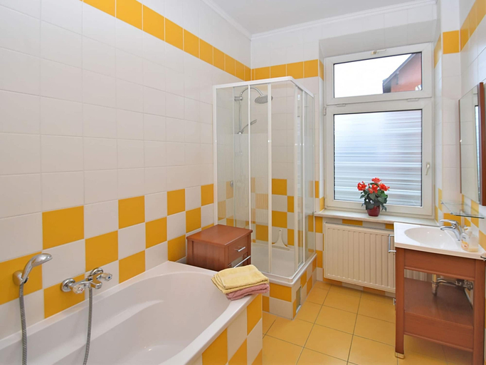 Bathroom 3, Exklusives Gruppenhaus mit home cinema, Vogtlandkreis
