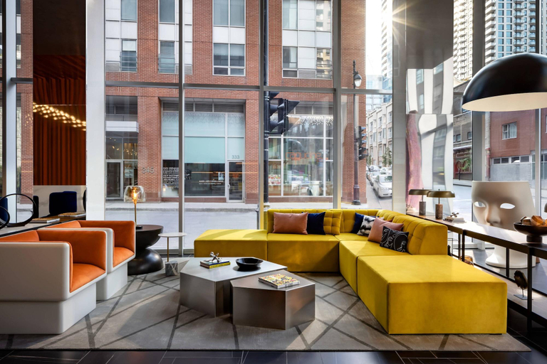 Public Area, Humaniti Hotel Montreal, Autograph Collection, Montréal