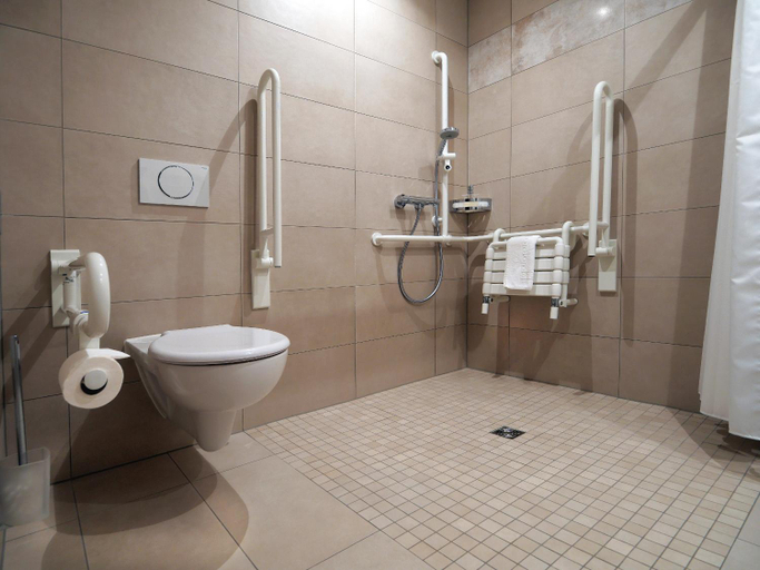 Bathroom 4, TOP VCH Martha Hotel Dresden, Dresden
