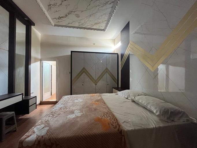 Bedroom 15