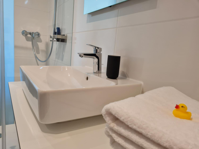 Bathroom 3, Hotel Boardinghouse THE LOFT, Region Hannover