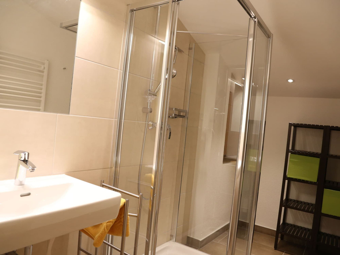 Bathroom 5, Spacious Chalet near Ski Area in Saalbach-Hinterglemm, Zell am See