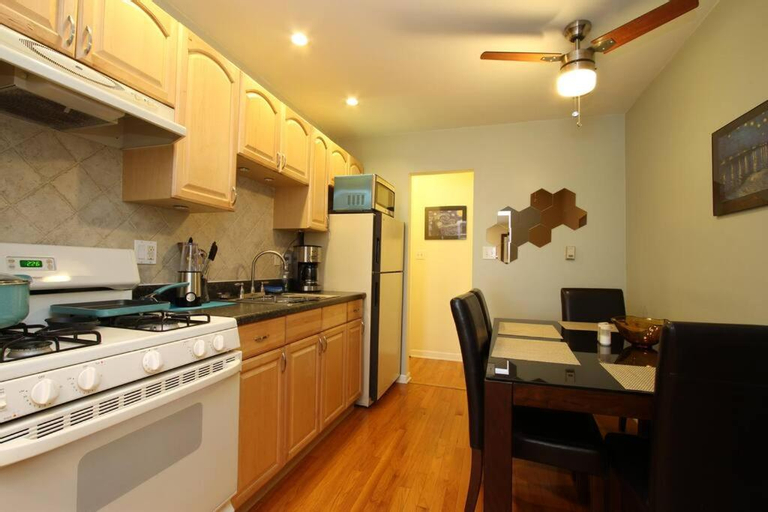 Dining Room 7