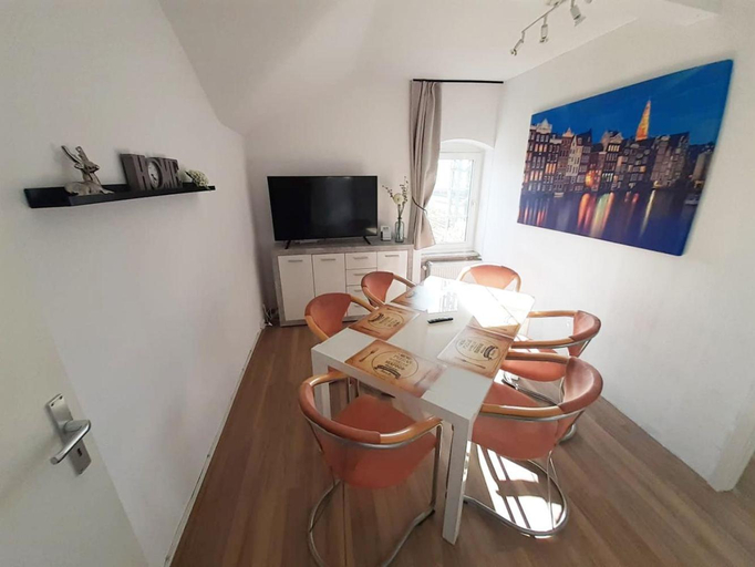Others 4, Spacious Apartment for Traveler and Fitter, Gießen