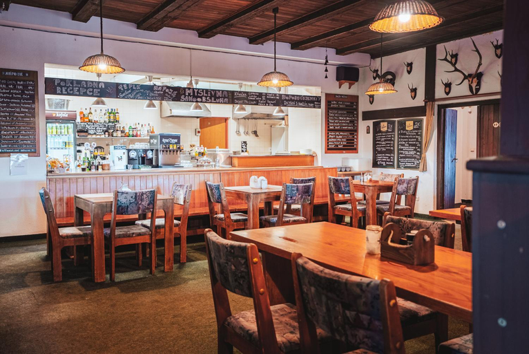 Food & Drinks 2, Myslivna Harrachov, Semily