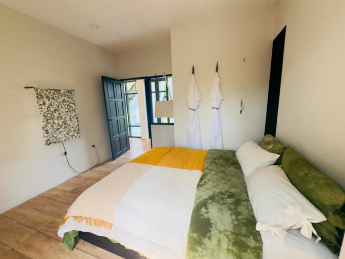 Waste Land Homestay & Resort Chiangmai - Tap to explore photos