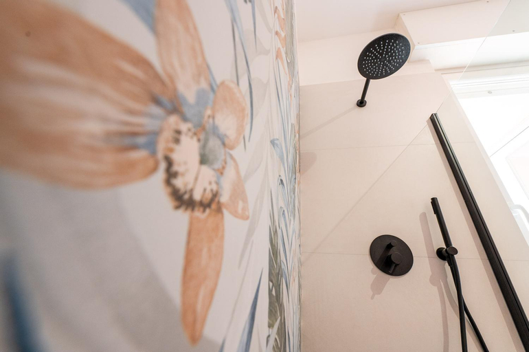 Others 5, Casa Arbanella, Savona