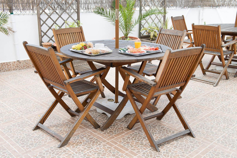 Others 5, Hostal Europa Punico, Baleares