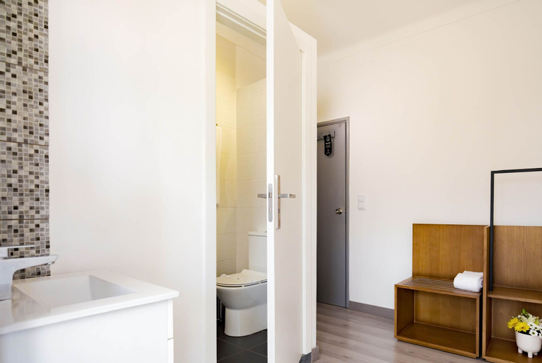 Bathroom 8