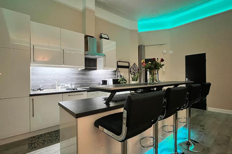 Dining Room 8