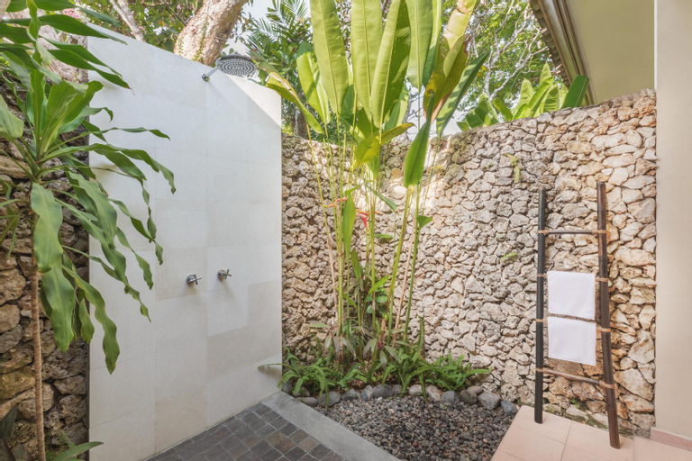 Bathroom 5