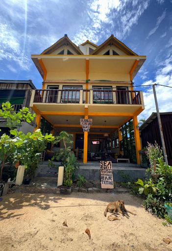 Others 3, Seashell Guesthouse, bar and tattoos, Sihanoukville