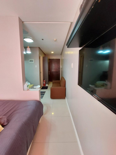 Bedroom 2, Budget Family Room w FREE pool access in Manila, Manila City