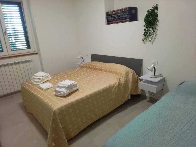 Bedroom 2, Il salice, Arezzo