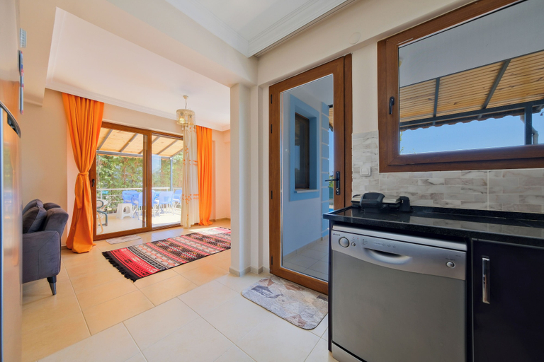 Private kitchen 2, Talia deniz manzaralı 4 odalı lüks Villa, Fethiye