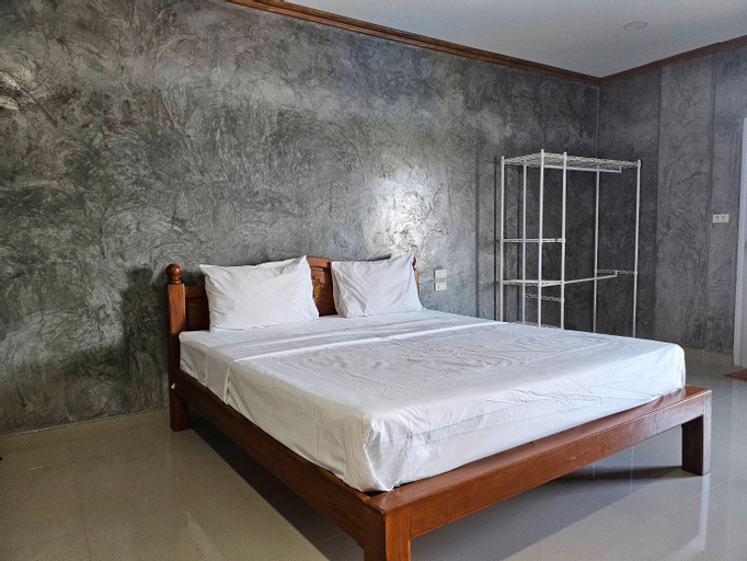 Bedroom 28