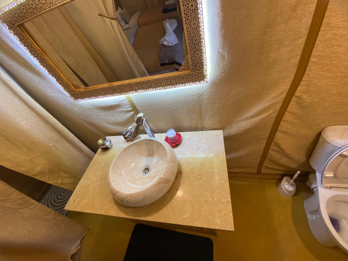 Bathroom 2, Merzouga Heart Luxury Camp, Errachidia