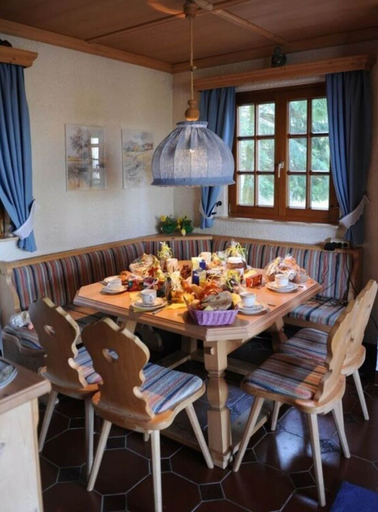 Dining 4, Panorama Comfortable Holiday Residence, Fulda