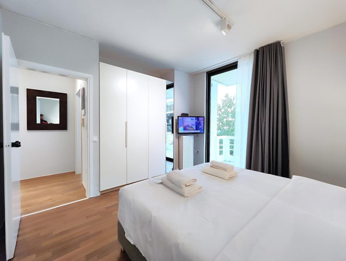 Bedroom 2, ヴィヴォ アパートメンツ, Attica
