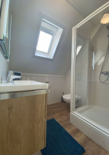 Bathroom 2, Beachvilla Ijsselmeerblik, Wûnseradiel