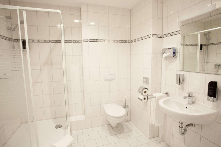 Bathroom 4, Centro Hotel Braunschweig, Trademark Collection By, Braunschweig