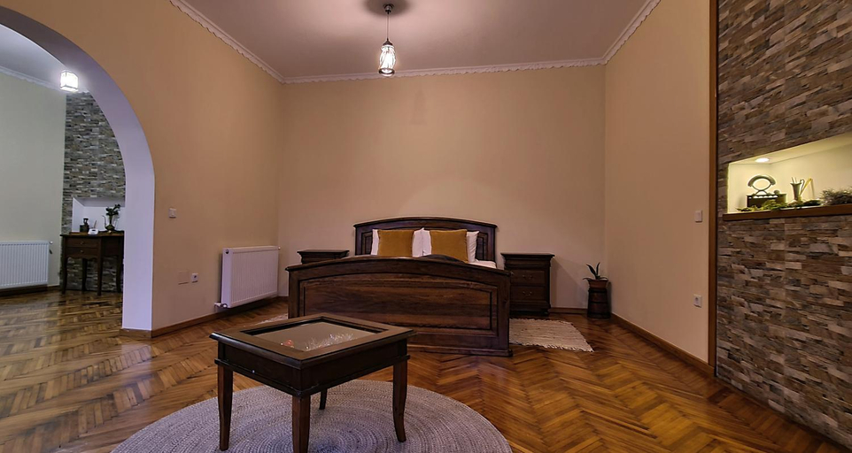Others 2, Schei apartments, Brasov