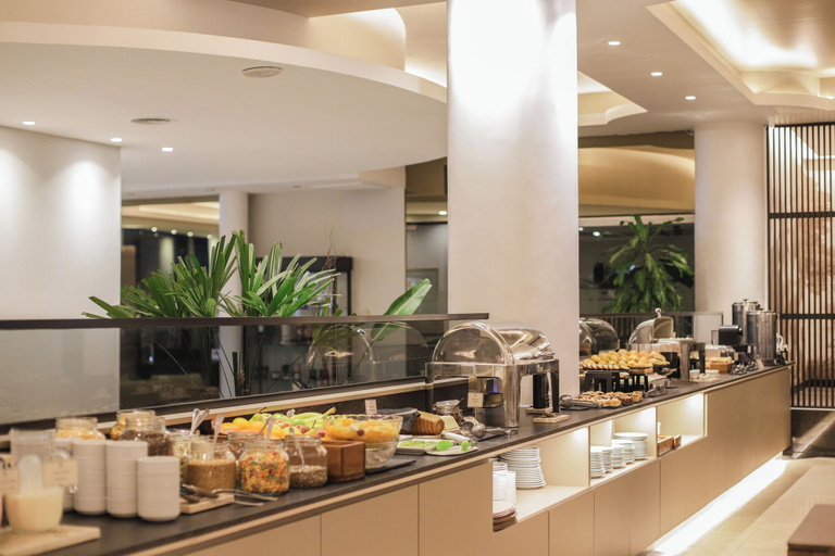 Food & Drinks 5, Plaza Real Suites Hotel, Rosario