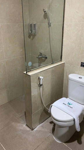 Bathroom 4