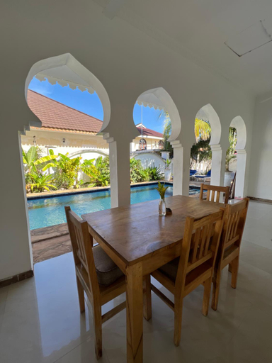 Others 2, UKAYA VILLA, Kusini