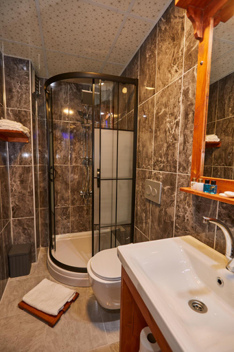 Bathroom 5, SABİNA HOTEL NEAR THE GRAND BAZAAR, Fatih