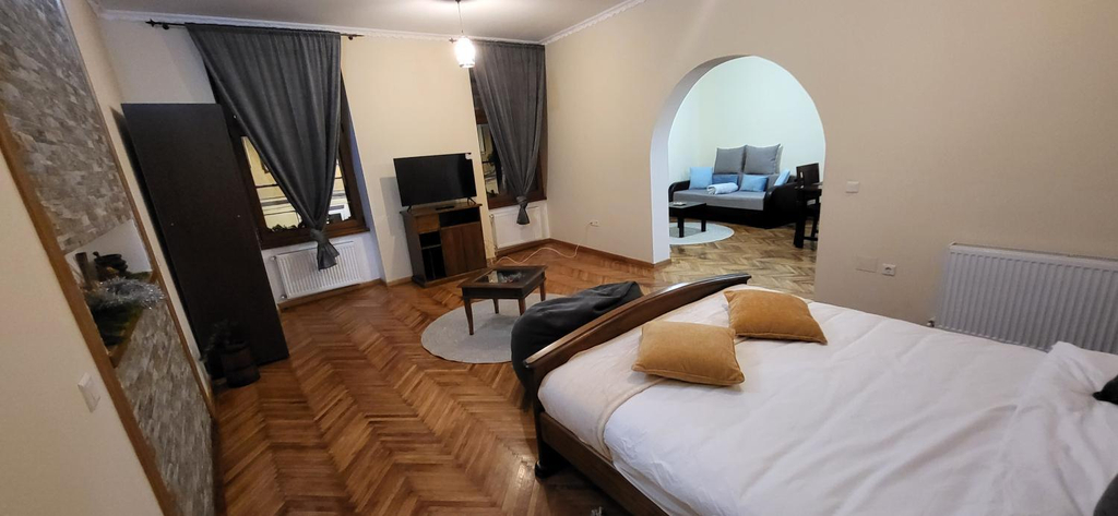 Others 3, Schei apartments, Brasov