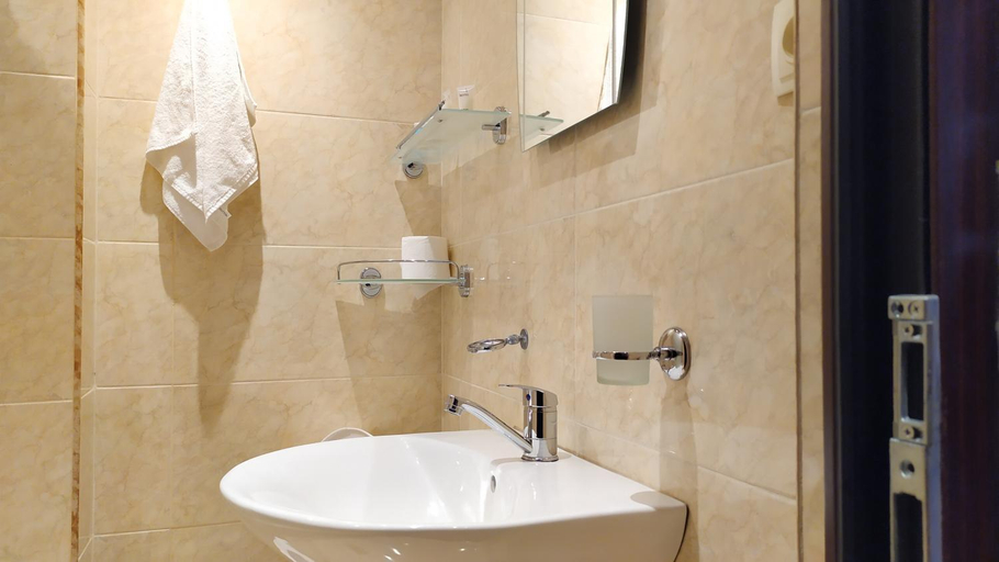 Bathroom 3, Chateau Chikovani, Khoni