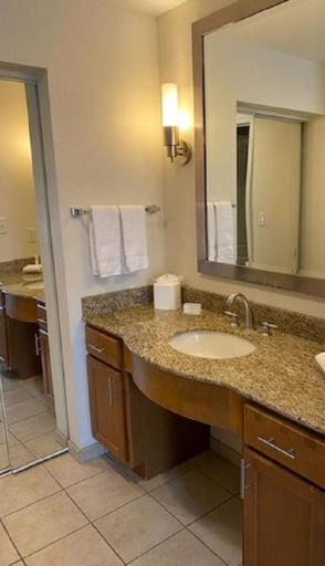 Bathroom 12