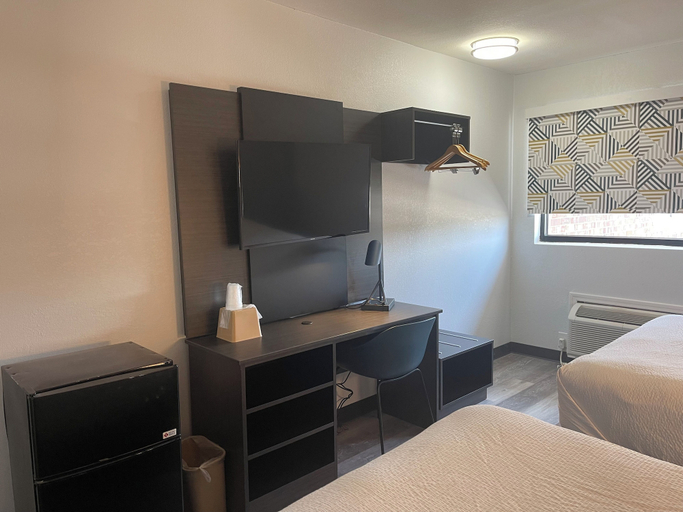 Bedroom 4, Motel 6 East Ridge, TN, Hamilton