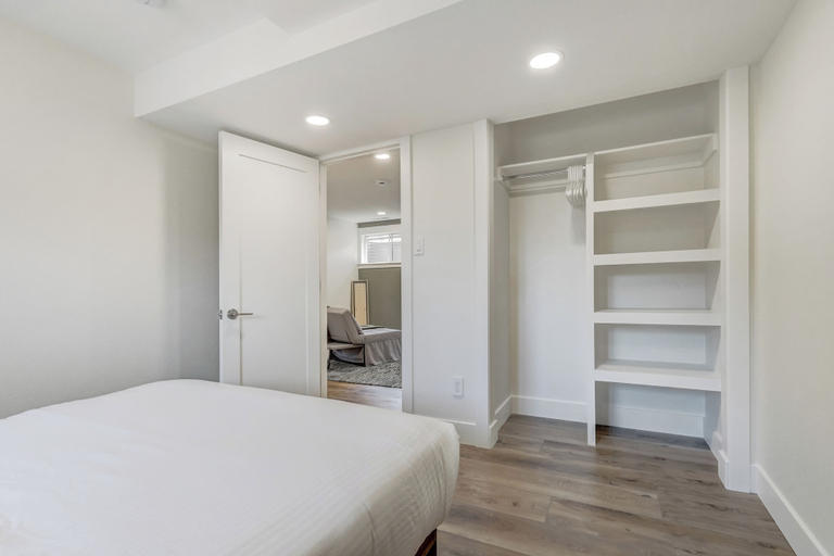 Bedroom 3, Colorado's Best, El Paso