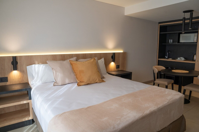 Bedroom 3, Urbana Suites, Capital