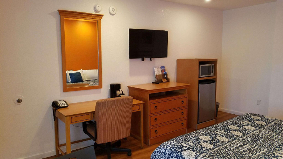 Bedroom 6