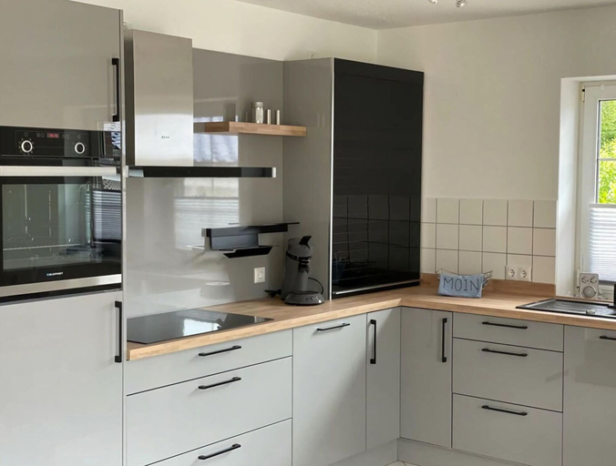 Private kitchen 5, Holiday Apartment Beach Smile Lodge, Plön