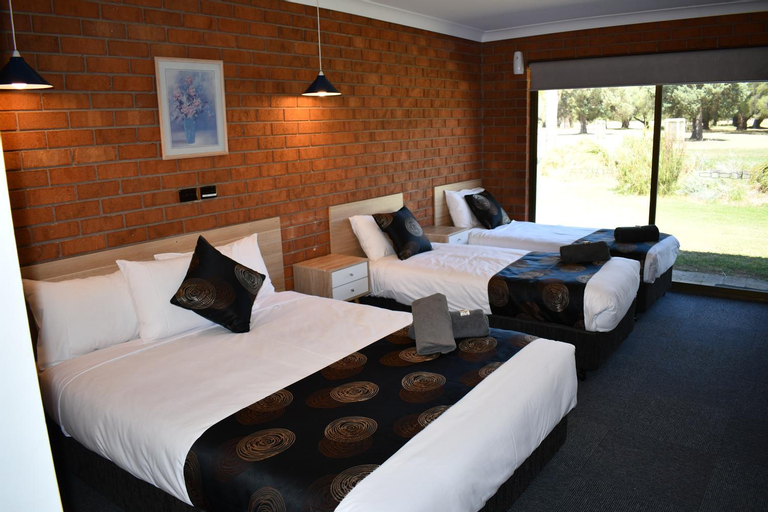 Bedroom 24