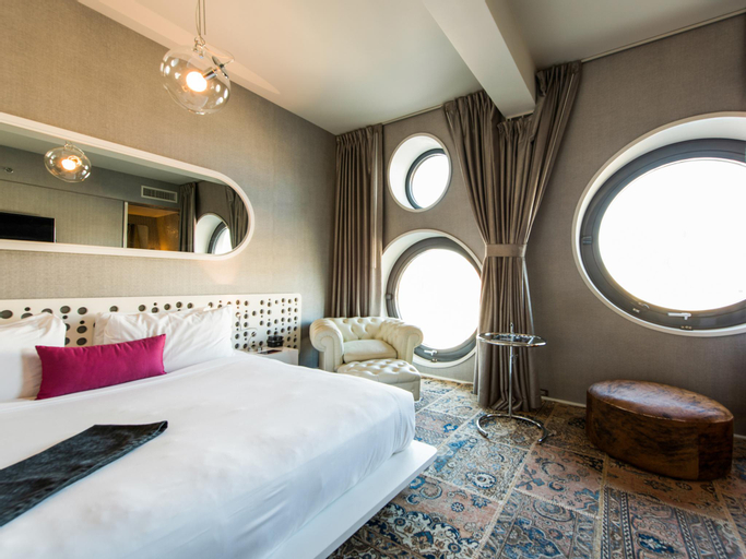 Bedroom 15