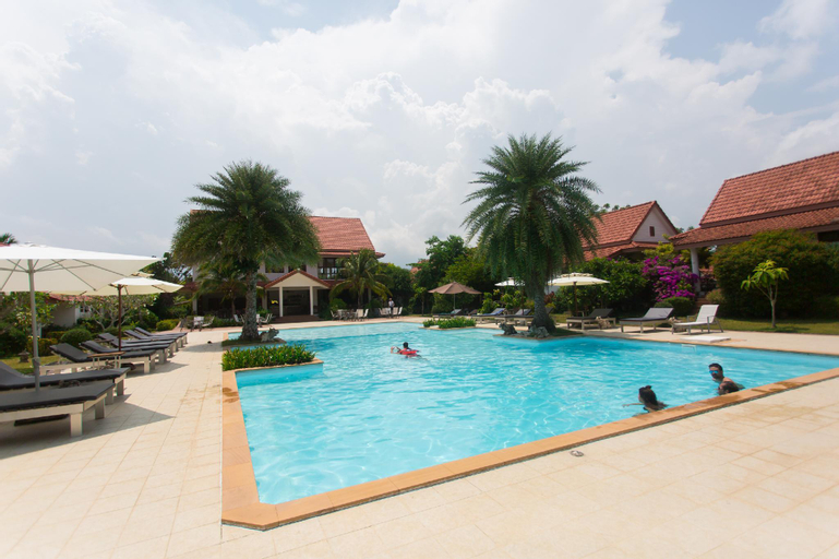 Swimming Pool 3