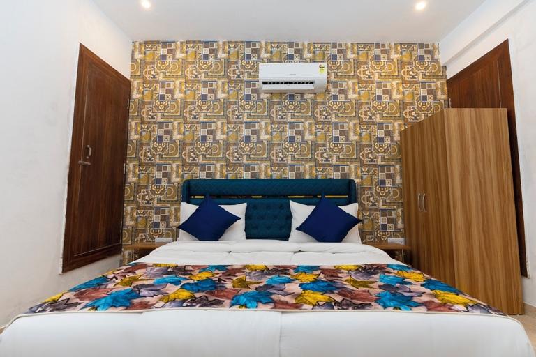 Bedroom 25