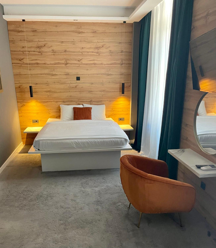 Others 5, A8 b&b, Zagreb