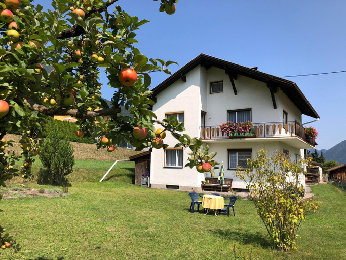 Others 4, Haus Hermine, Imst